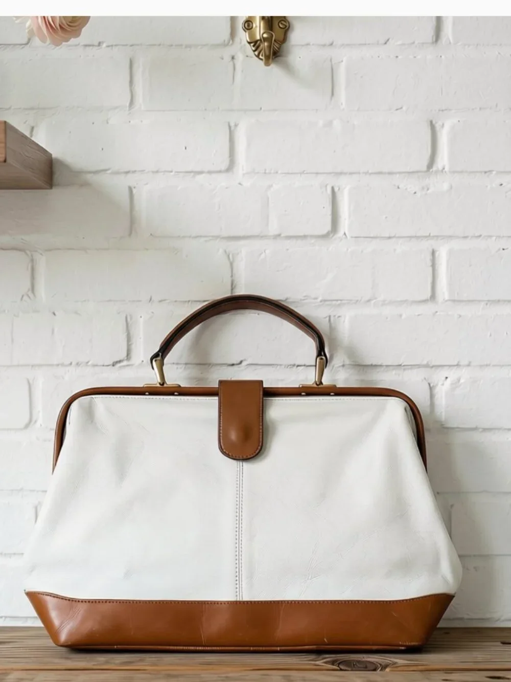 Ana Lami Hinged Frame Doctor Bag